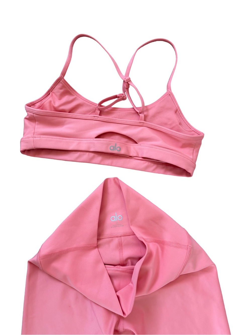 Alo Airlift Coral Sports Bra and Leggings Set (Size Small)